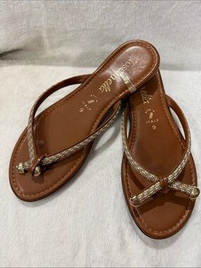 Tosca Blu Brown Leather Crystal-Embellished Toe-Loop Sandals